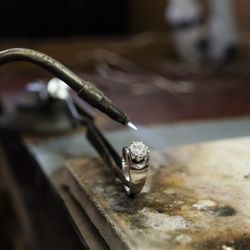 Desert Jewelers - Settling diamond on ring with heat