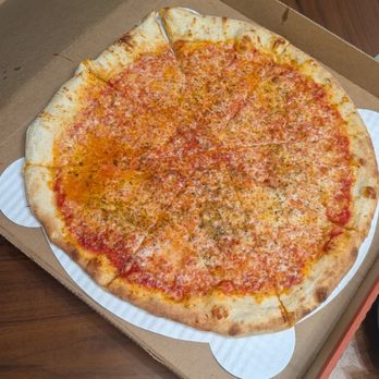 Pizza Tascio - Cheese Pizza ($24) - Pizza Near Me - Kansas City, Missouri Pizza Tascio - Cheese Pizza ($24) - Pizza Near Me - Kansas City, Missouri