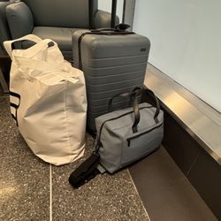 Mount Sinai Radiology Associates - Abandoned luggage