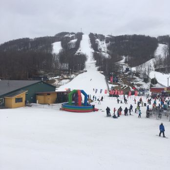 Bromont Montagne D’Experiences - Ski Resorts Near Me - Bromont, Quebec