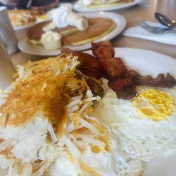 Summit Pancake House - Banana pancakes and i90 special - Breakfast & Brunch Near Me - Snoqualmie Pass, Washington Summit Pancake House - Banana pancakes and i90 special - Breakfast & Brunch Near Me - Snoqualmie Pass, Washington