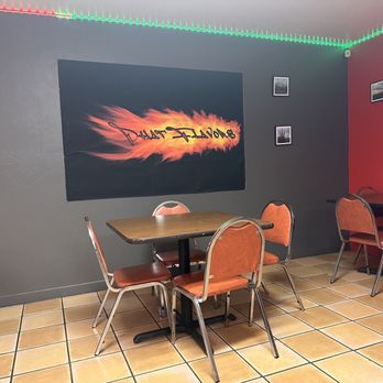 Phat Flavors - Seating - Breakfast & Brunch Near Me - San Manuel, Arizona