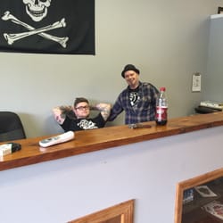 Jolly Rogers Tattoo Shop - Greg the owner!!! Very friendly crew!