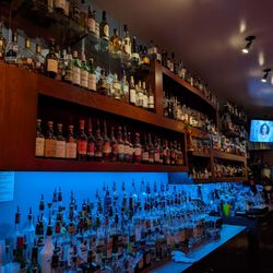 The Davenport Lounge Clear Lake - Full bar