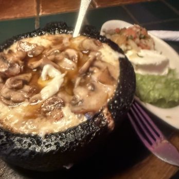 El Tapatio Mexican Restaurant - Queso Fundido - Mexican Near Me - Kissimmee, Florida