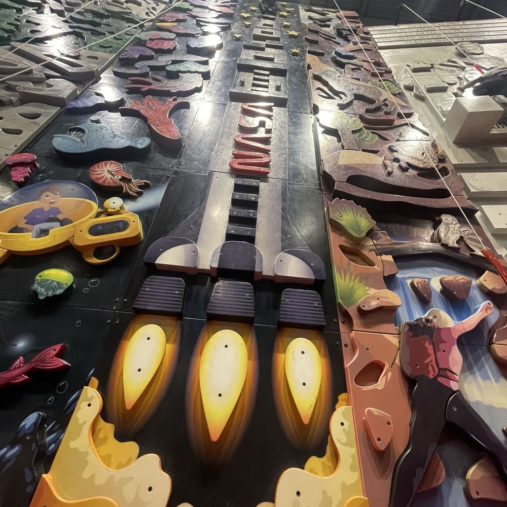 ClimbZone - Climbing Near Me - Bloomington, Minnesota