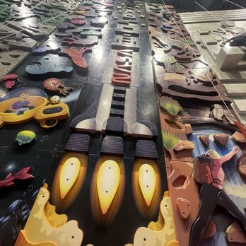 ClimbZone - Climbing Near Me - Bloomington, Minnesota