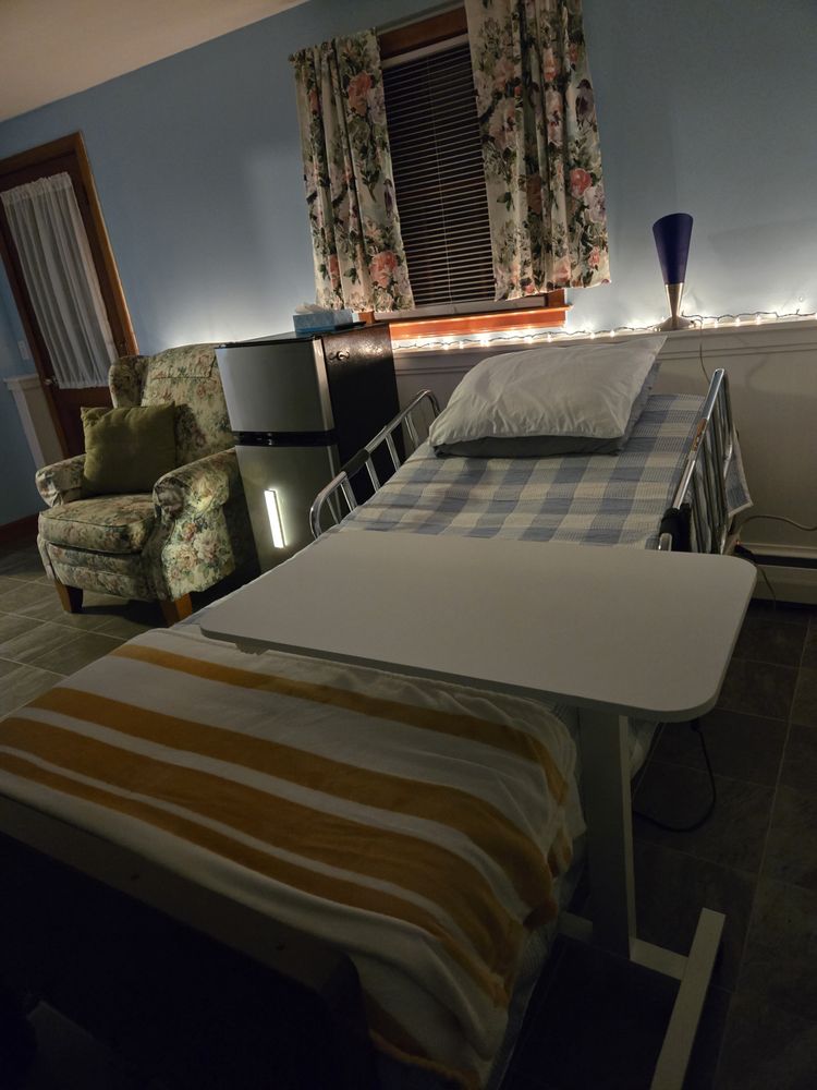 Charlie's Closet - social services organization in Guilford, CT