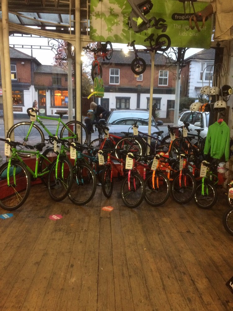 HUB CYCLE WORKS Updated May 2024 107109 Shirley Road, Southampton