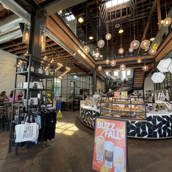 Better Buzz Coffee Hillcrest - Coffee & Tea Near Me - San Diego, California