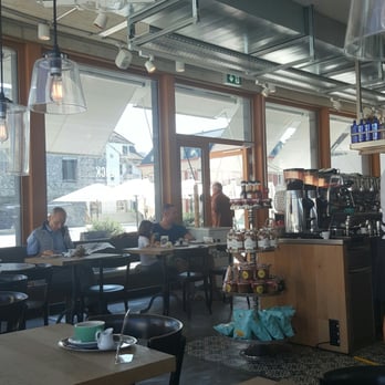 Glück - Cafes Near Me - Meilen, ZH