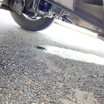 Jiffy Lube - Oil leaking from the oil filter. - Oil Change Stations Near Me - Longview, Washington