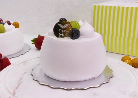 Bakery Gateau by null