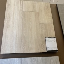 One of the porcelain tile I like. One of the porcelain tile I like.