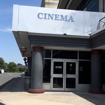 Apple Cinema Xtreme - Cinema Near Me - Hartford, Connecticut