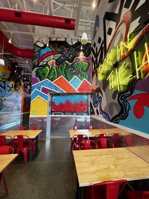 Dave's Hot Chicken by null