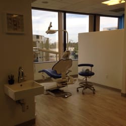Floss - Amazingly clean office! The design is so incredible and modern. So comfortable and inviting
