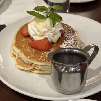 Friedman's - Lemon Ricotta Pancakes (GF) - New American Near Me - New York, New York