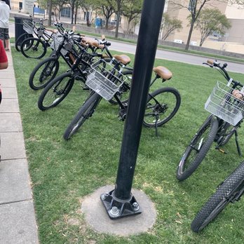 Wheel Fun Rentals - Canal Walk - Bikes for rent - Boating Near Me - Indianapolis, Indiana