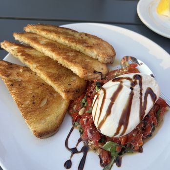 Il Poggiolo - Burratta - Italian Near Me - Hinsdale, Illinois Il Poggiolo - Burratta - Italian Near Me - Hinsdale, Illinois