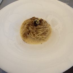 Pasta with a lemony sauce and caviar Pasta with a lemony sauce and caviar