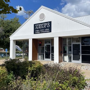 Zeke’s - Store front - Acai Bowls Near Me - Virginia Beach, Virginia