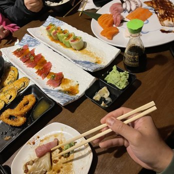 Umiya - Tuna tataki , naruto appetizer and mixed sashimi plate. - Sushi Bars Near Me - San Antonio, Texas