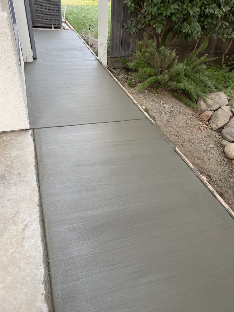 Slide of Vargas Construction & Handyman