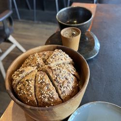 Divin By Sepi - Brood, olijfolie & peper en zout