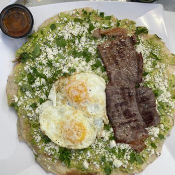 Alma Oaxaqueña Restaurant - Avocado tlayuda with steak and eggs. - Mexican Near Me - Los Angeles, California Alma Oaxaqueña Restaurant - Avocado tlayuda with steak and eggs. - Mexican Near Me - Los Angeles, California