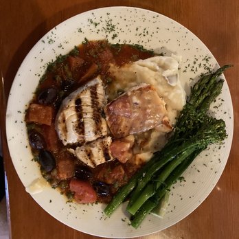 Sol Grill - Salmon/Sword Split w/ Mash/Veg. - New American Near Me - Newport Beach, California