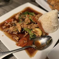 Z's House of Thai - Naked Garlic