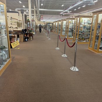 Medina Antique Mall - Antiques Near Me - Medina, Ohio Medina Antique Mall - Antiques Near Me - Medina, Ohio