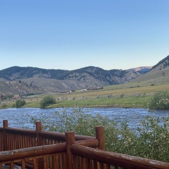 Redfish Riverside Inn - View from shared deck - Hotels Near Me - Stanley, Idaho