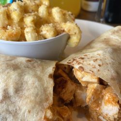 Famous Toastery - Belmont - Buffalo Chicken Wrap Mac N Cheese and mimosa