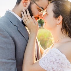 Sierra Marie Photography - Golden hour wedding portrait