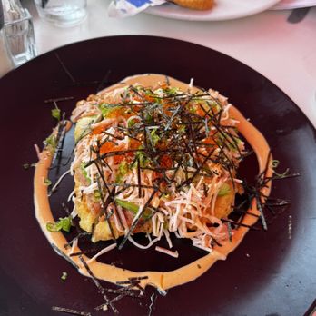 The Flying Bridge - Spicy tuna pizza - Seafood Near Me - Falmouth, Massachusetts The Flying Bridge - Spicy tuna pizza - Seafood Near Me - Falmouth, Massachusetts