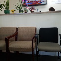 The Moneytree Income Tax Prep - Waiting Area