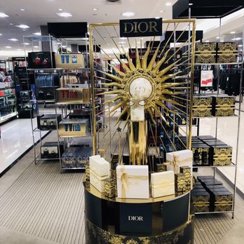 Macy's - Macy's at Galleria - Department Stores Near Me - Houston, Texas