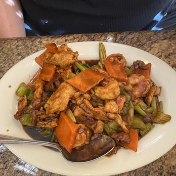 Chang's Chinese Restaurant - Beef chicken C. Shrimp, Beef and Chicken in Mongolian Style - Chinese Near Me - Katy, Texas