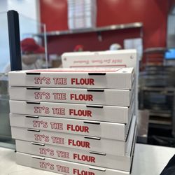 Flour Pizzeria & Cafe - Inside boxes