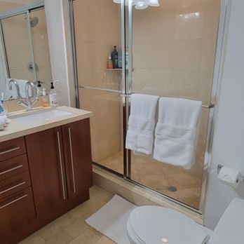 Floricelda PB Cleaning Service - Home Cleaning Near Me - Miami, Florida Floricelda PB Cleaning Service - Home Cleaning Near Me - Miami, Florida