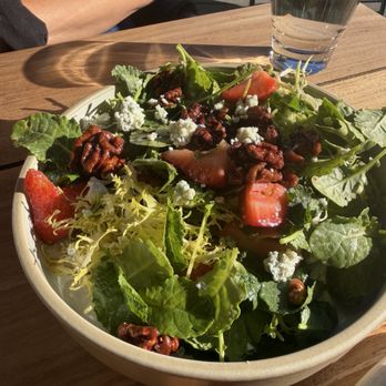 Roger Bar & Restaurant - Strawberry Salad - New American Near Me - Mountain View, California Roger Bar & Restaurant - Strawberry Salad - New American Near Me - Mountain View, California