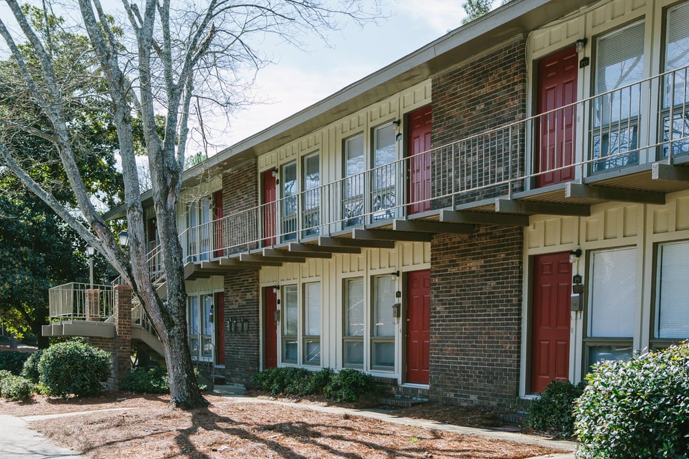 CARRIAGE HILL APARTMENTS Updated August 2024 1800 Lakewood Dr, Phenix City, Alabama