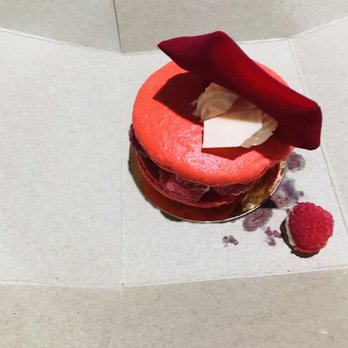 Vécu - Raspberry macaron - Bakeries Near Me - Lancaster, Pennsylvania Vécu - Raspberry macaron - Bakeries Near Me - Lancaster, Pennsylvania
