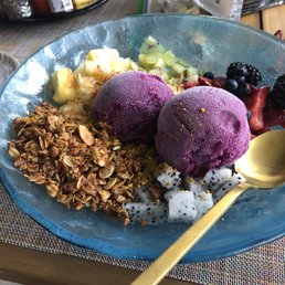 Açaí bowl Açaí bowl