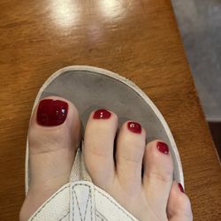 Fifth Avenue Nails And Spa - Pedicure