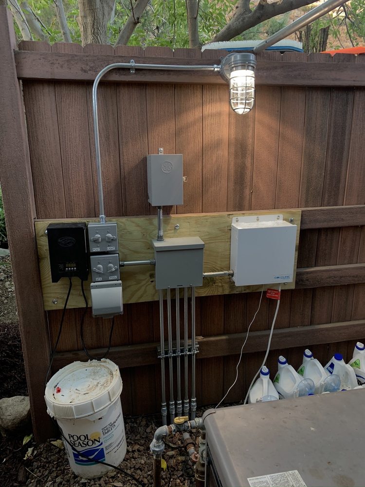 Slide of Oak Electric