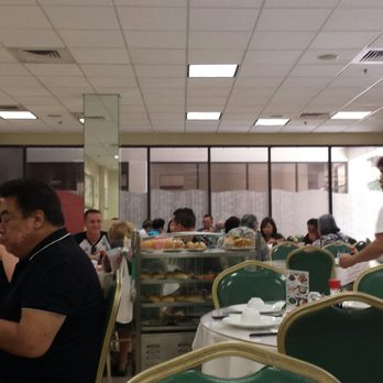 Mei Sum Dim Sum - Inside the restaurant.......... - Dim Sum Near Me - Honolulu, Hawaii