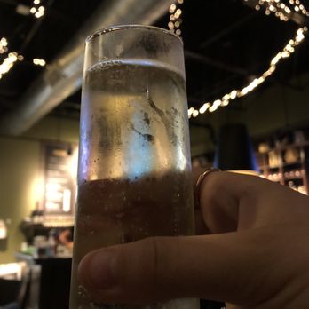 Posto Italian - Prosecco - Italian Near Me - Longmeadow, Massachusetts Posto Italian - Prosecco - Italian Near Me - Longmeadow, Massachusetts